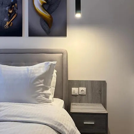 Private Mini Suite-netflix Thessaloniki