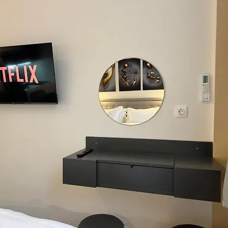 Private Mini Suite-netflix